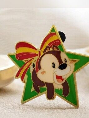 Disney Chip Star Mystery Collection Pin
